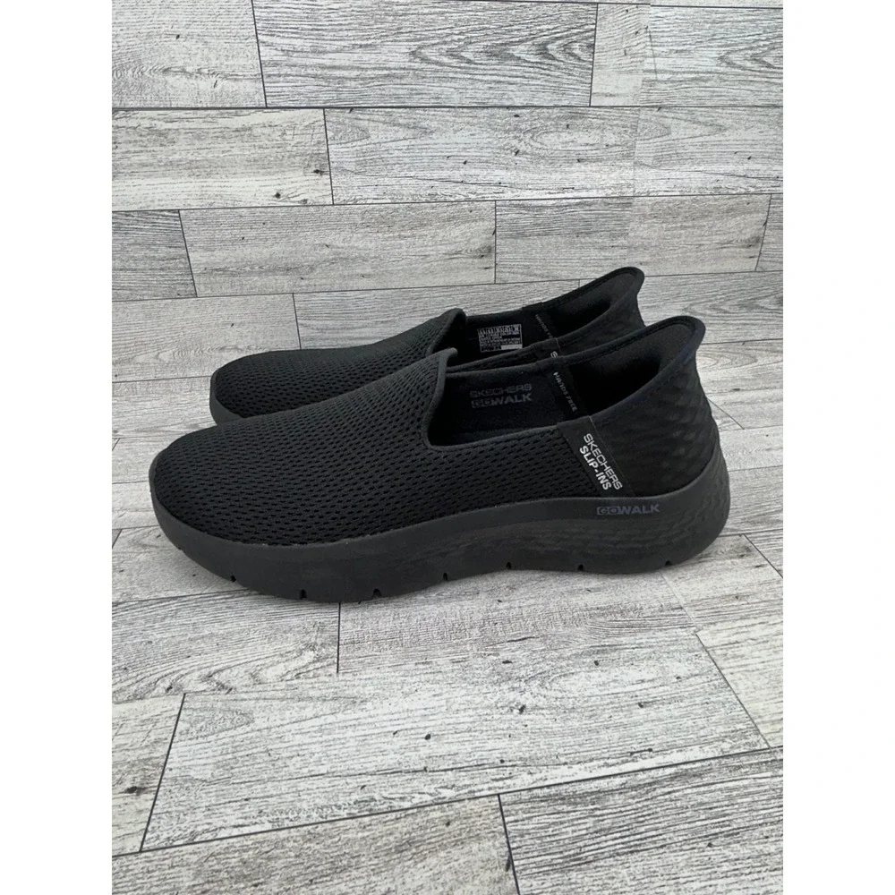 Skechers hands free